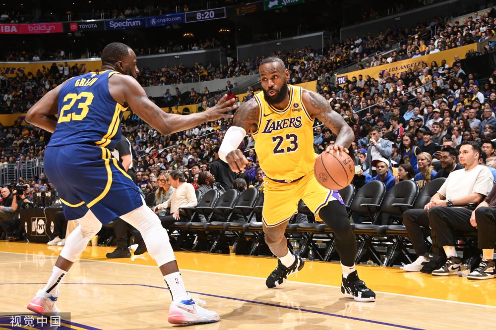 大相径庭 大相径庭