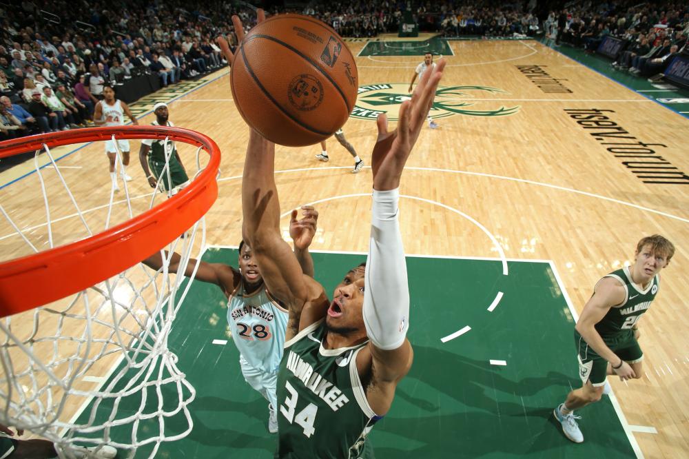 球世青赛中 球世青赛中