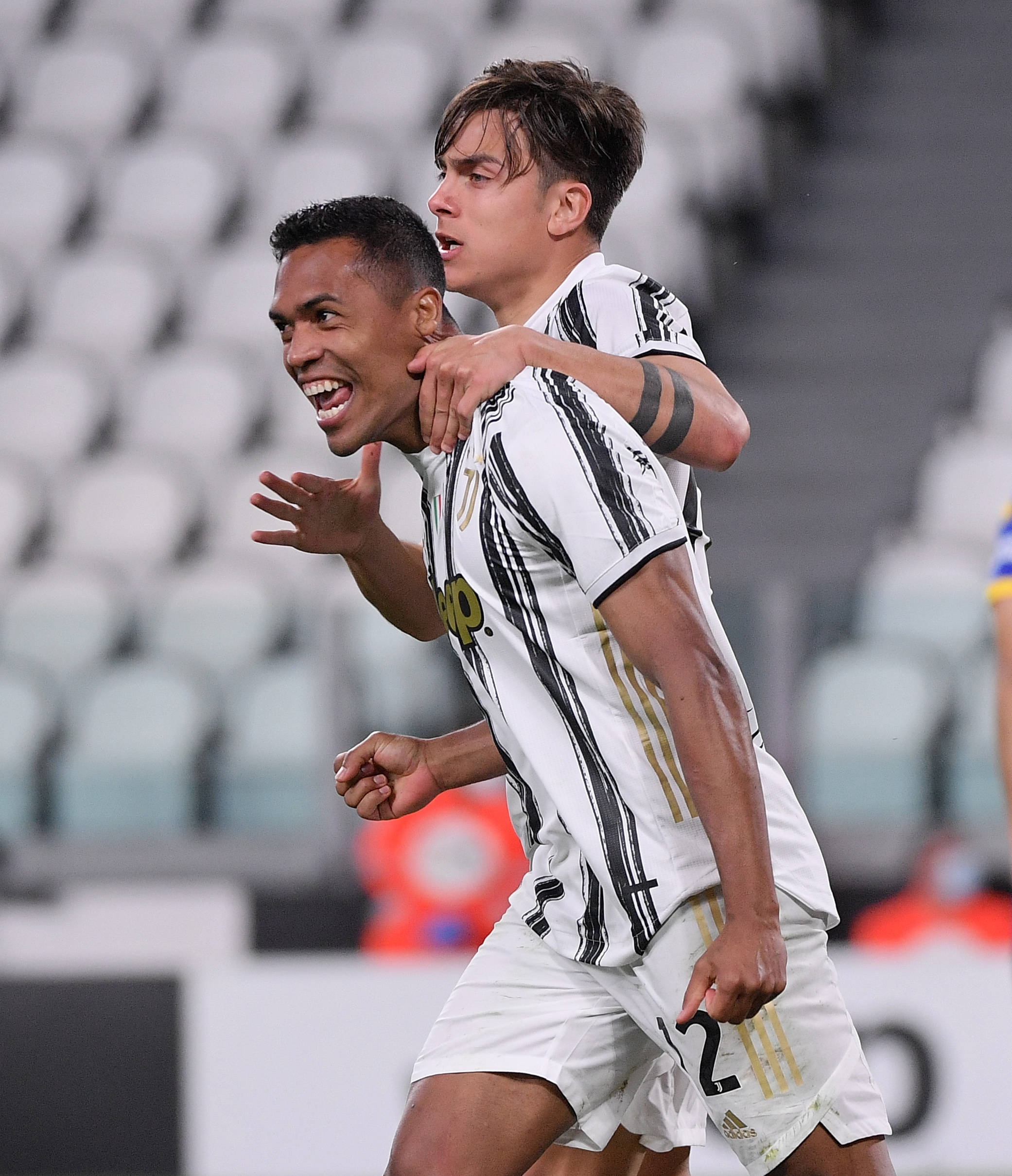 秦穆公怎样用五张羊皮从楚国换来相国百里奚？五位国君又是如何错过这位天下奇才的？