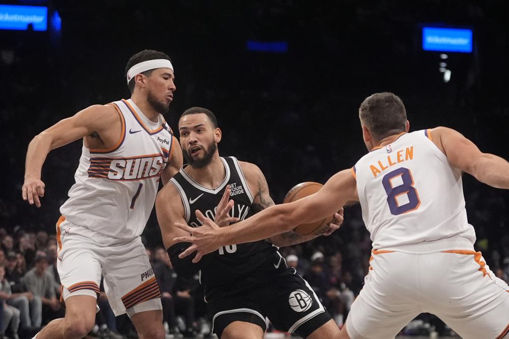 体育NBA：马刺106-98击败篮网 结束5连败